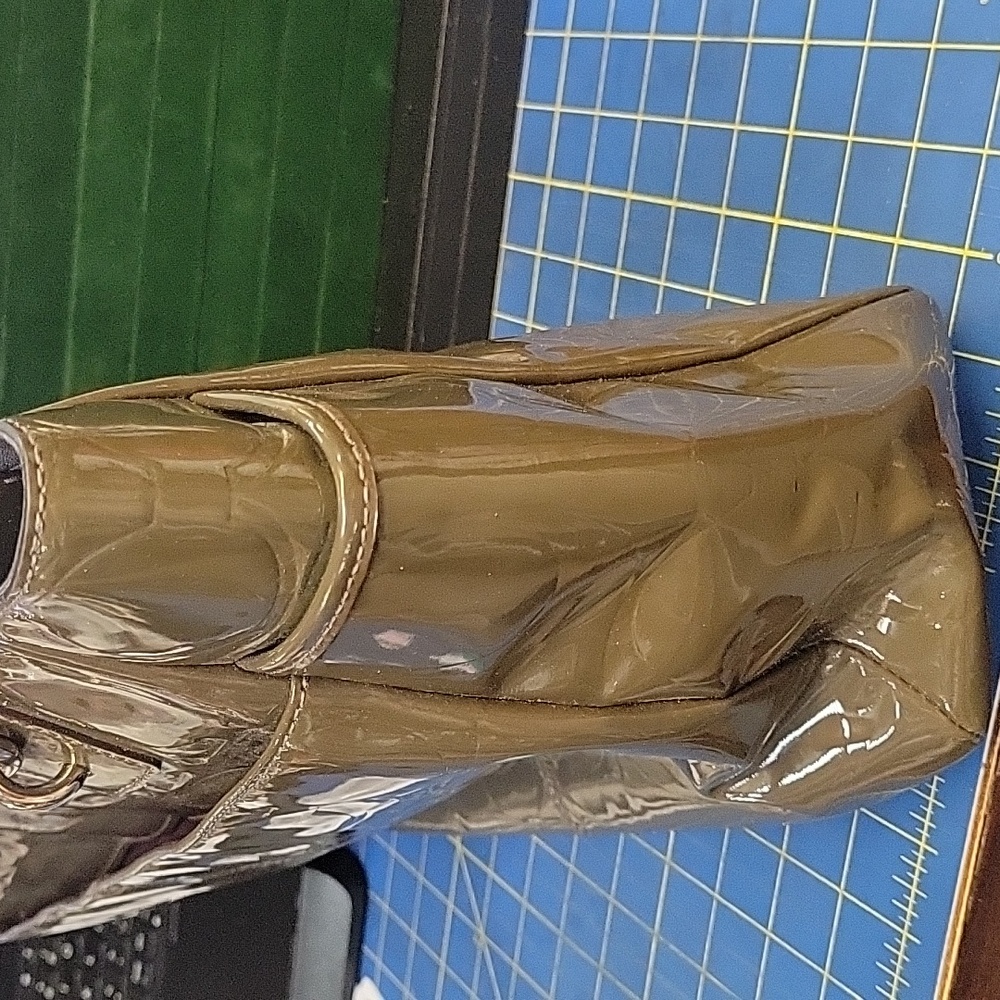 Coach Sage Patent Leather Tote Bag Preloved - Picture 4 of 16